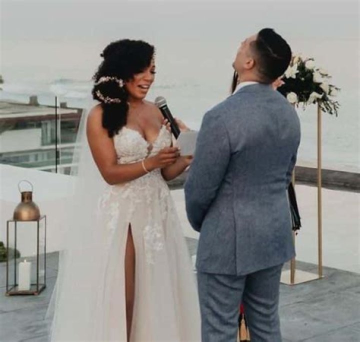 MJ Acosta Height, Weight, Net Worth, Age, Birthday, Wikipedia, Who, Instagram, Biography