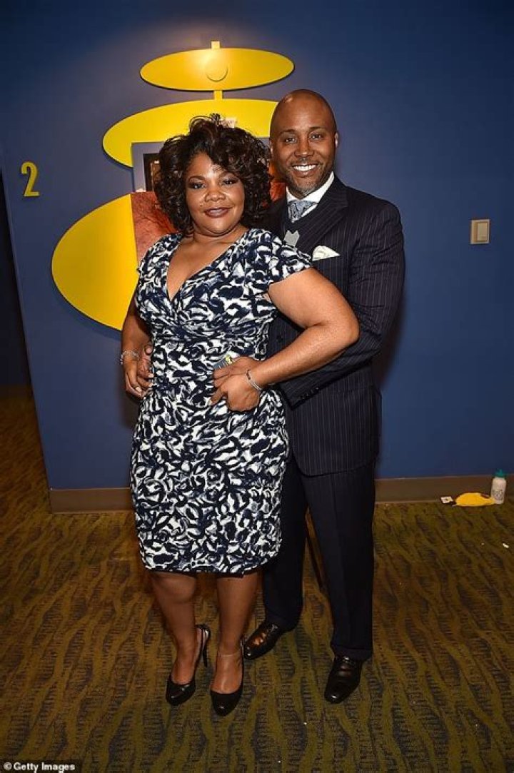 Mo'Nique, an actress and comedian is in a open relationship with her husband Sidney Hicks.