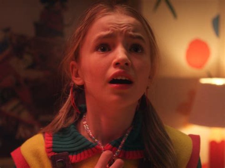 Molly Holly - Age, Family, Bio