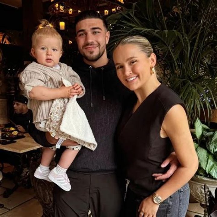 Molly-Mae Hague - Age, Family, Bio