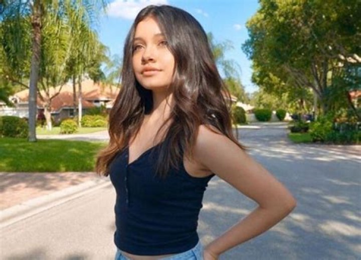 Monica Veloz - Age, Family, Bio