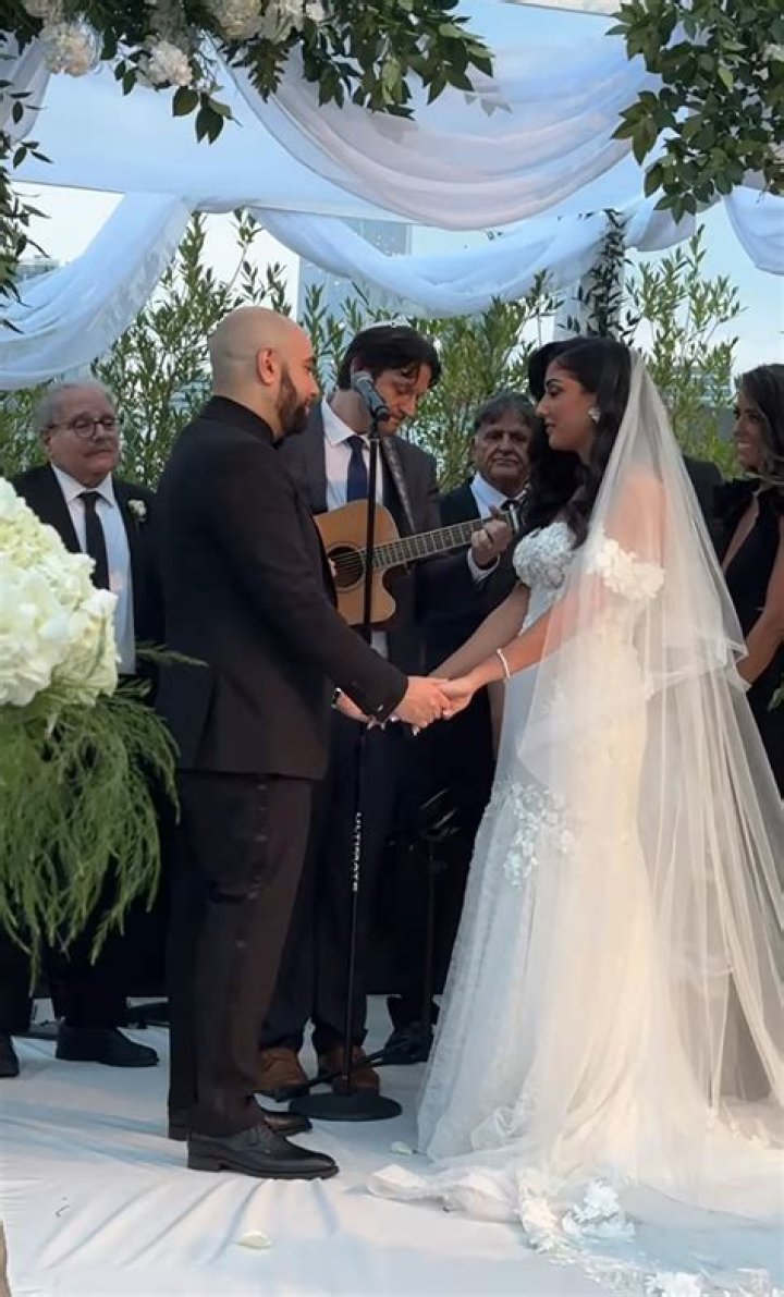 Natalie Amrossi - Age, Family, Bio