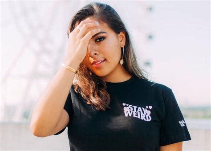 Natalies Outlet Bio (Wiki) 