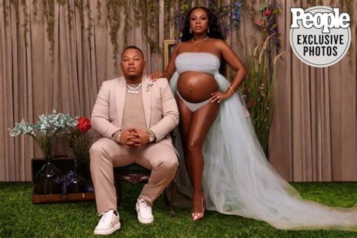 Naturi Naughton is expecting 1st Baby with her Long term boyfriend Ben!! Very Happy with The News
