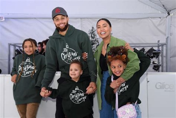 NBA Player, Stephen Curry's Daughter Riley Curry is the Eldest of Three Siblings! Also Know her current Age