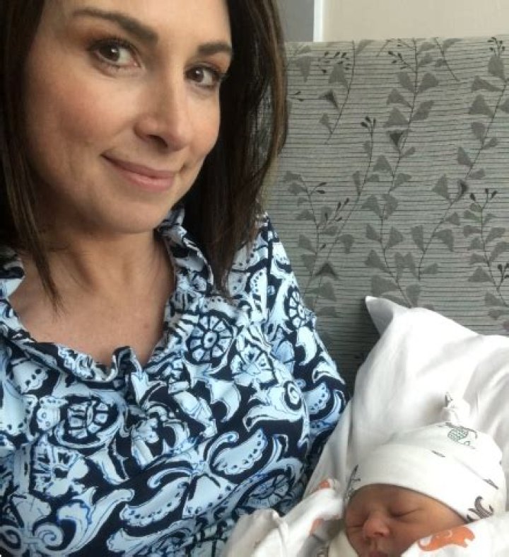 NBC Reporter, Heidi Przybyla Shares Her Picture With A Baby; Is The Child Her Daughter?
