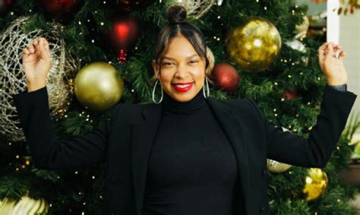 Nia Crooks - Age, Family, Bio