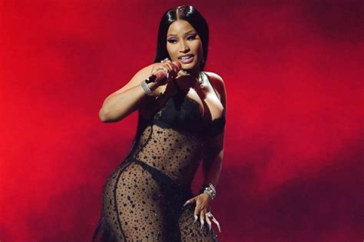 Nicki Minaj Announces She's Retiring