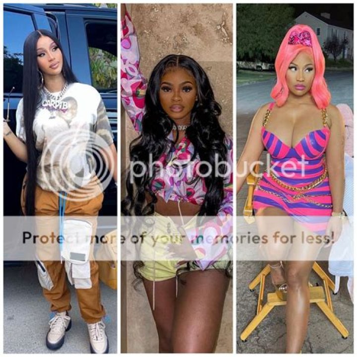 
Nicki Minaj Throws Shade Amid Cardi B & JT’s Twitter Feud, Cardi Changes Profile Pic To Remy Ma & Posts Nicki’s Husband’s Ex-Girlfriend 