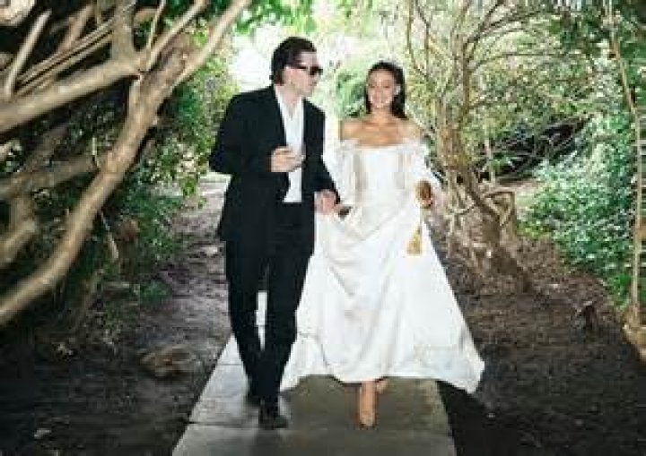 Nicola Peltz creeps out fans with 'raunchy' photos celebrating her father-in-law