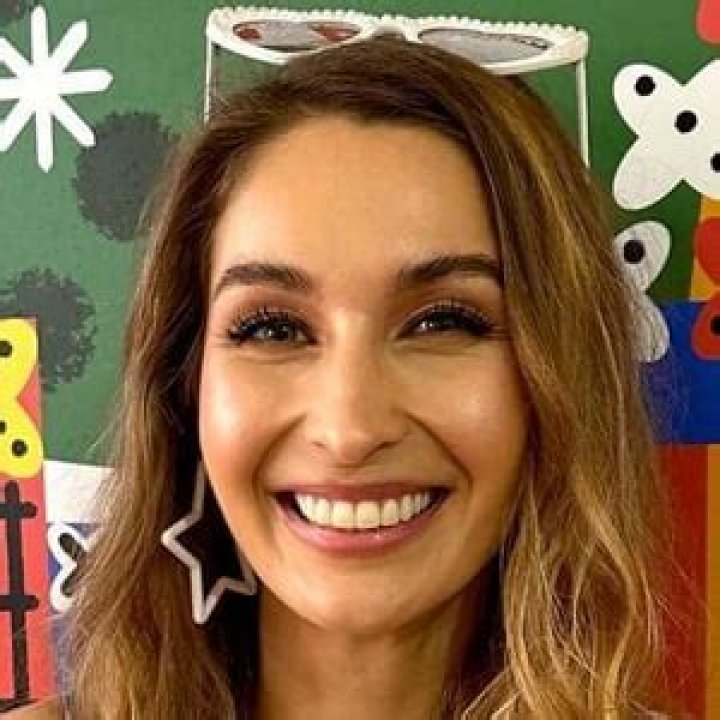 Nicole Kot - Age, Family, Bio