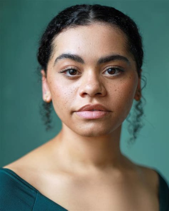 
Nina Barker-Francis Height, Weight, Net Worth, Age, Birthday, Wikipedia, Who, Nationality, Biography 