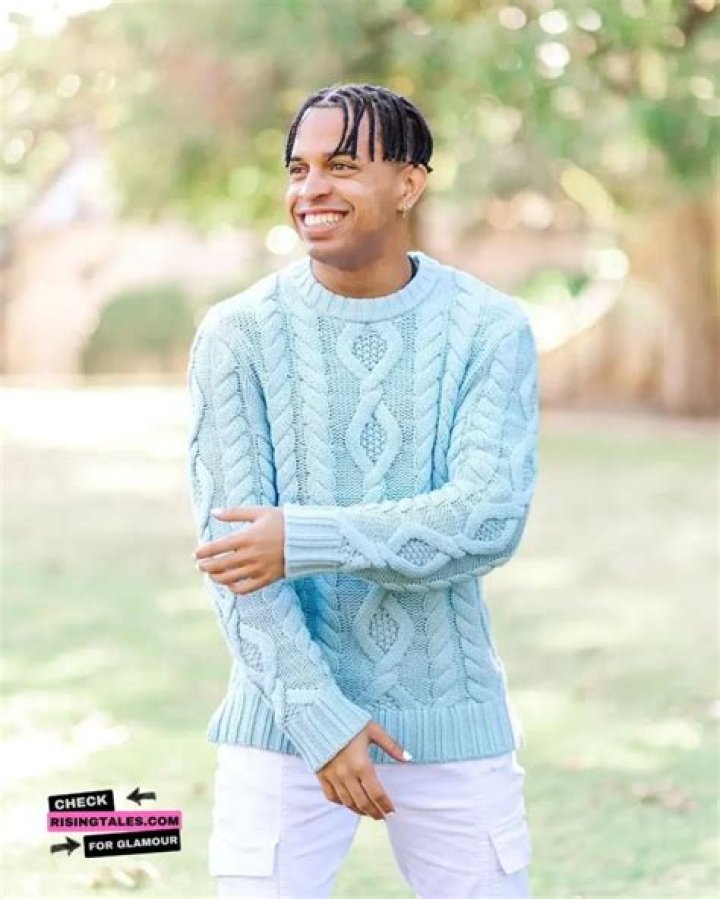 Noah Jay Wood Height, Weight, Net Worth, Age, Birthday, Wikipedia, Who, Instagram, Biography