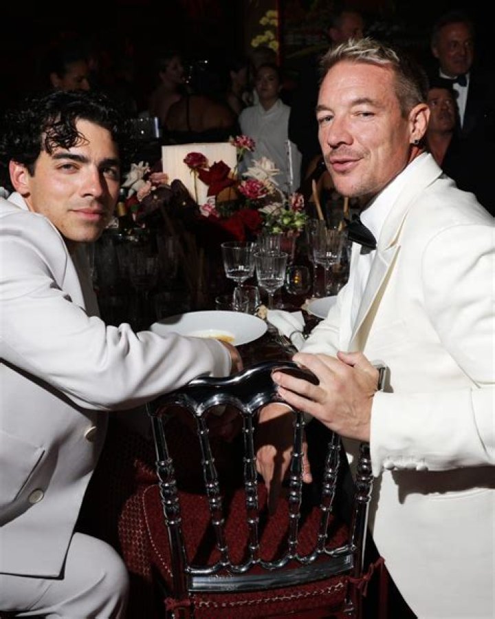 Ollie Edwards Net Worth - Wiki, Age, Weight and Height, Relationships, Family, and More