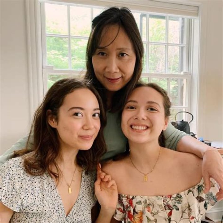 Paloma Mami Parents? Meet Her Father and Mother