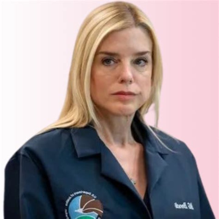 Pam Potillo - Age, Family, Bio