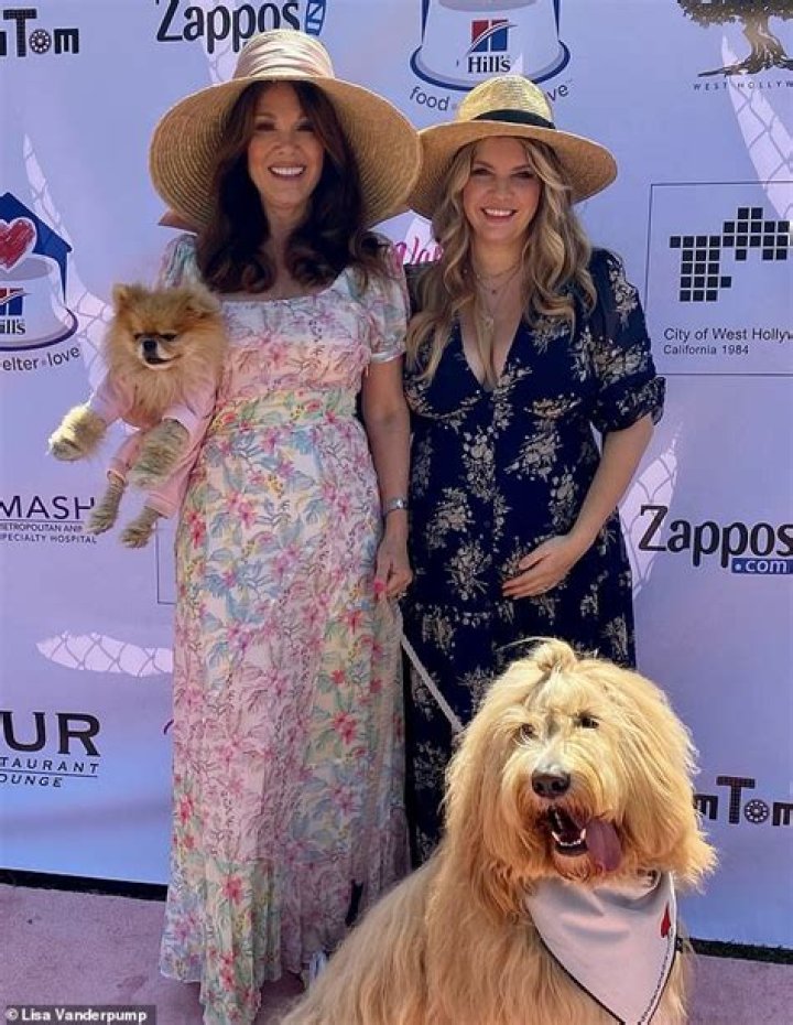 Pandora Todd announced her first pregnancy with husband Jason Sabo!