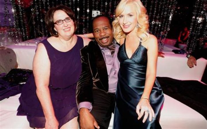 Phyllis Smith Net Worth - Wiki, Age, Weight and Height, Relationships, Family, and More