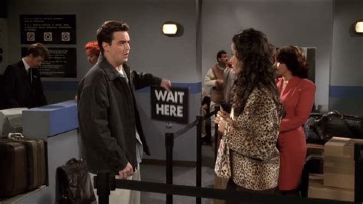 Popular for portraying the role of Janice Goralnik in the Friends! Maggie Wheeler has a beautiful life-A journey of perfect married life, active filmography!