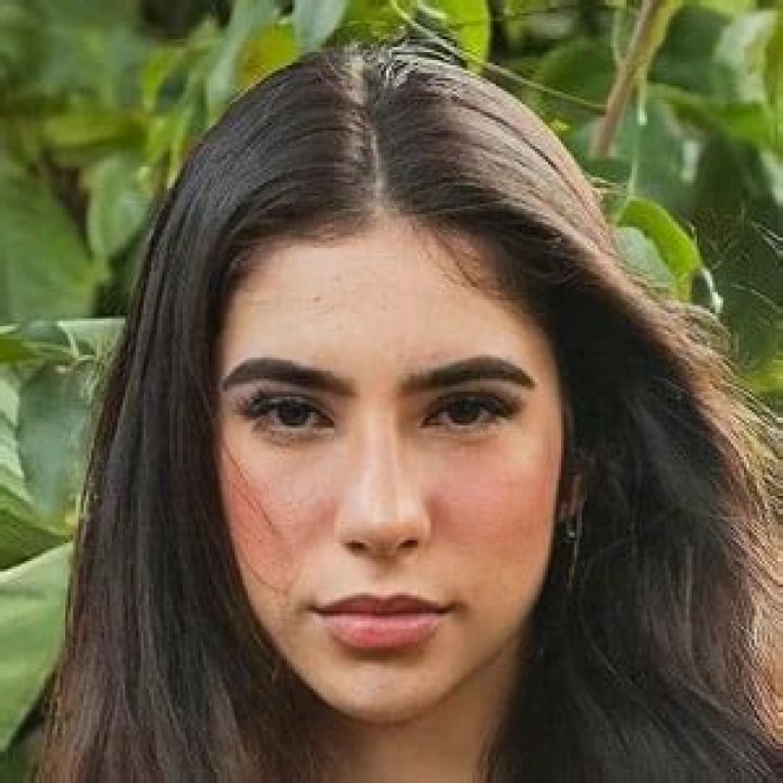 priarpini - Age, Family, Bio