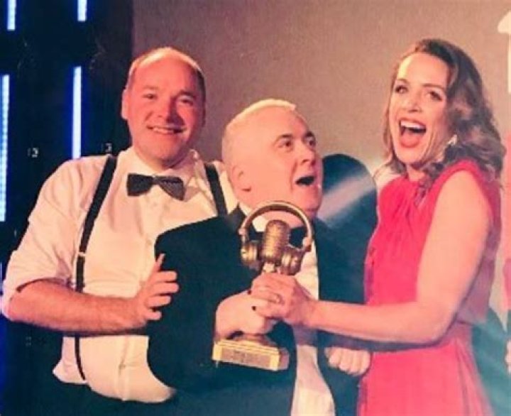 Prime Time presenter Sarah McInerney is married to her husband with whom she shated two sons.