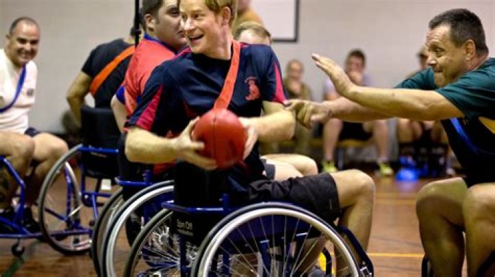 Prince Harry Plays Wheelchair Australian Football With Army Brigade
