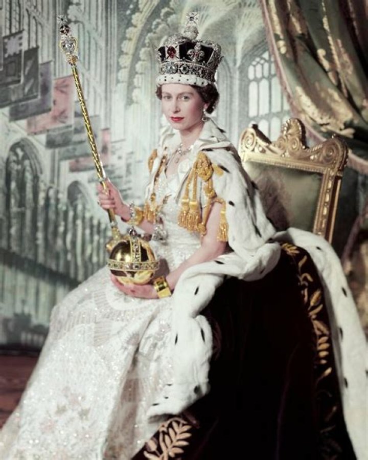 Queen Elizabeth II Bio (Wiki) 