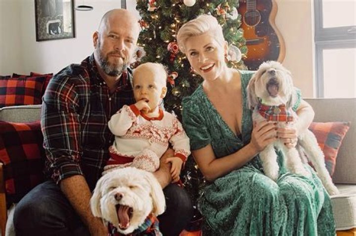 Rachel Sullivan - Age, Family, Bio