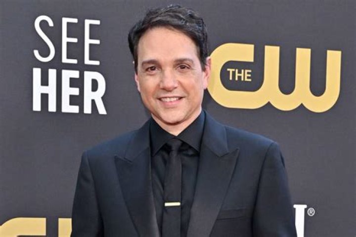 
Ralph Macchio Shares Son’s Hilarious Reaction When Finding Dad In Old Teen Magazines as a Kid 
