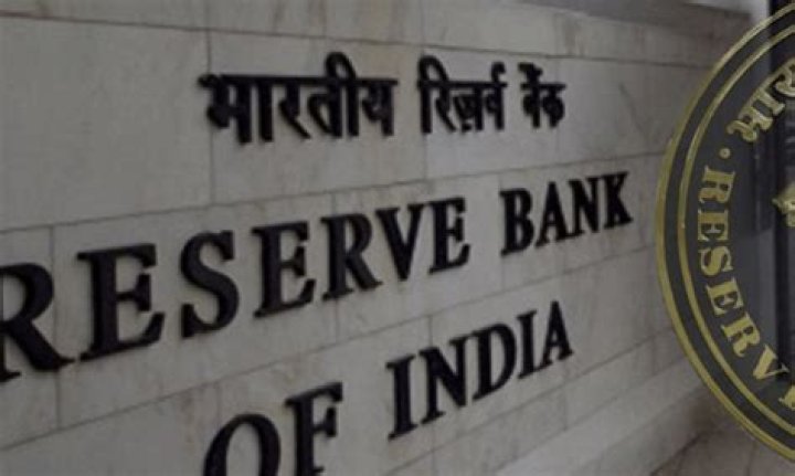 
RBI looks at securitisation of NPAs, provisioning on expected loss basis for banks 