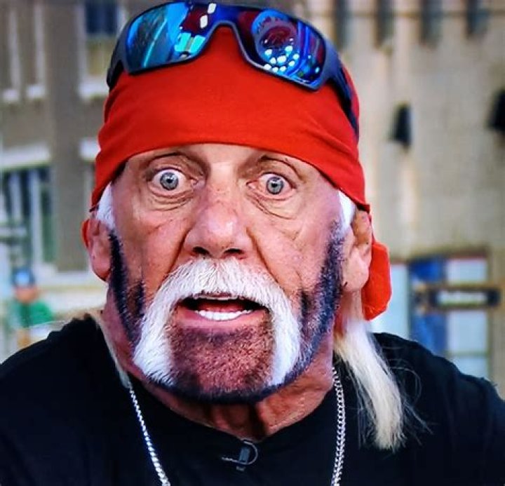 
Rep. Hulk Hogan Says He’s Not Paralyzed After Back Surgery 