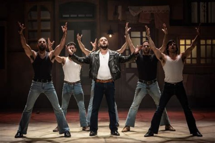 Reynolds Wolf shares his opinions about his job and experiences in media with public!!