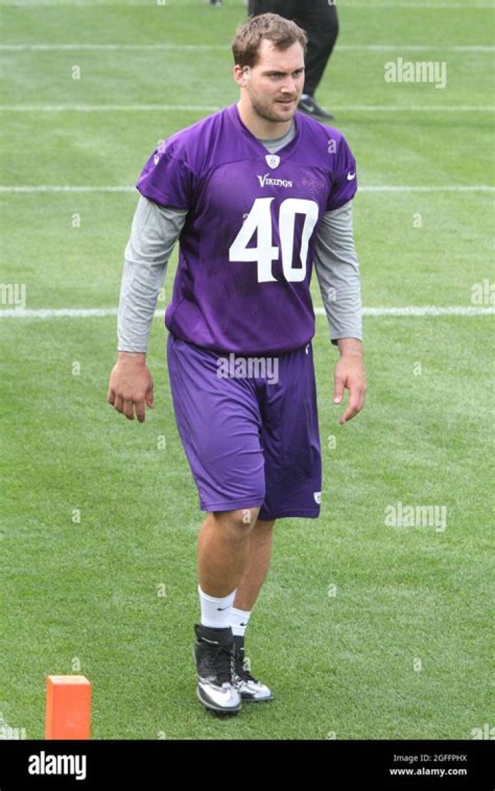 Rhett Ellison Bio (Wiki) 