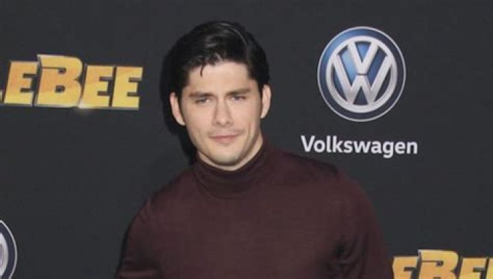 Ricardo Hoyos - Age, Family, Bio