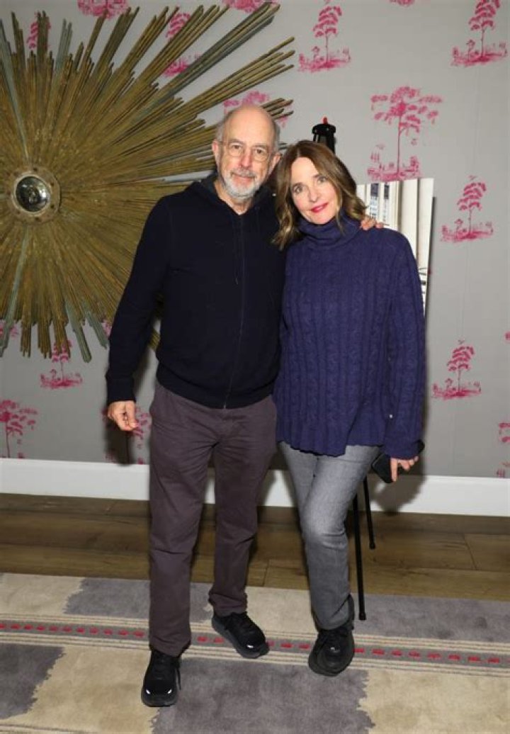 Richard Schiff Net Worth - Wiki, Age, Weight and Height, Relationships, Family, and More