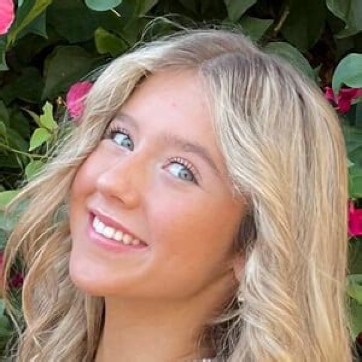 Rita Lowery - Age, Family, Bio