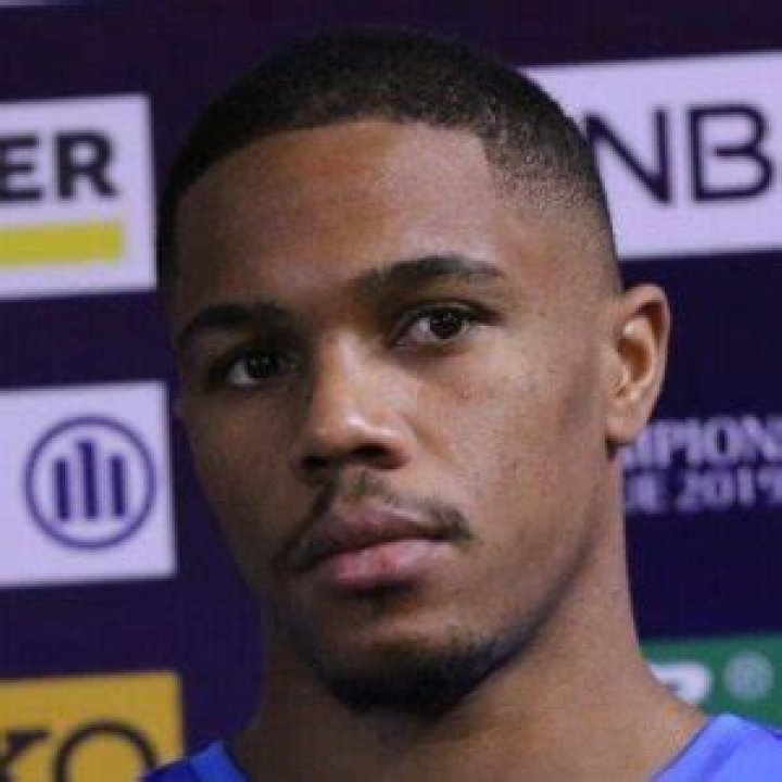 Ró-Ró - Age, Family, Bio