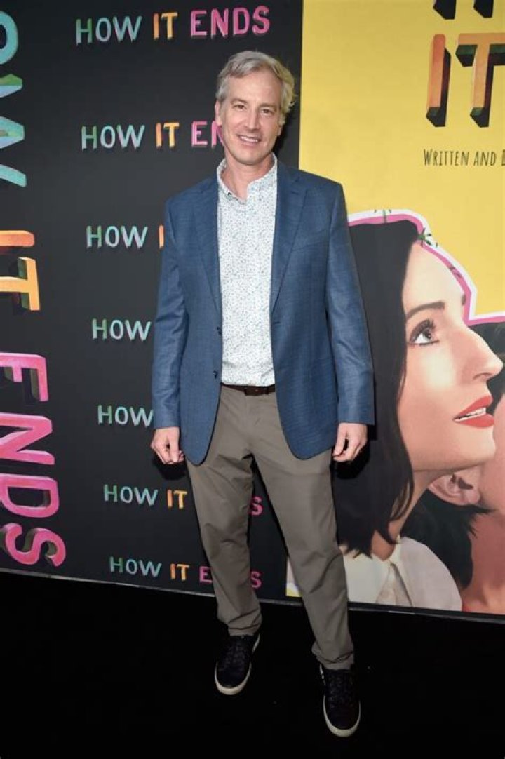 Rob Huebel Net Worth - Wiki, Age, Weight and Height, Relationships, Family, and More