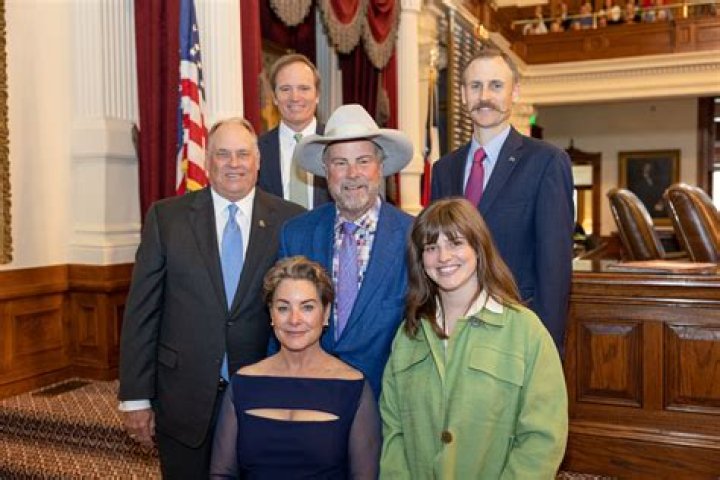 Robert Earl Keen - Age, Family, Bio