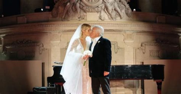 Robert Kraft, 81, married a 47-year-old doctor in a ‘surprise wedding’ in NYC