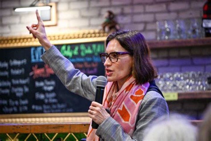 Robyn Flanagan Height, Weight, Net Worth, Age, Birthday, Wikipedia, Who, Nationality, Biography