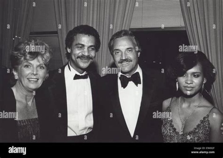 Ron Glass - Trivia, Family, Bio