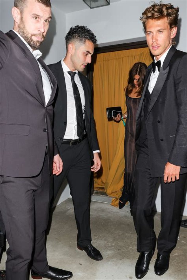 “Rumors abound about a possible Austin Butler-Kaia Gerber engagement” links