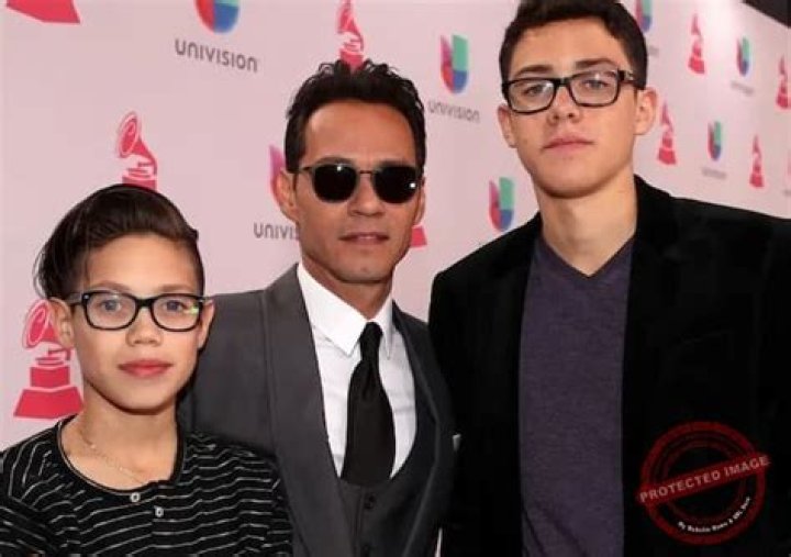 Ryan Adrian Muñiz Bio (Wiki) 