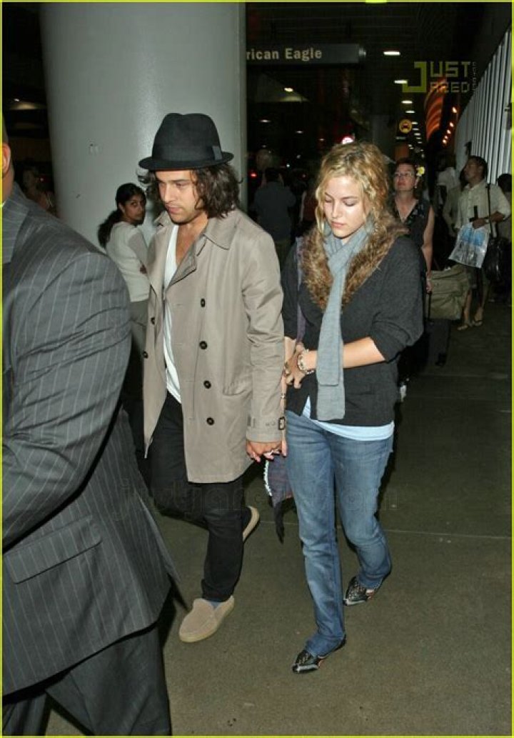 Ryan Cabrera - Age, Family, Bio