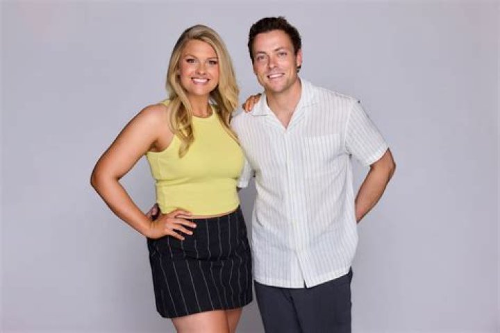 Sam Frost Weight Loss & Diet As Home and Away Actress Plays Down Pregnancy Rumors