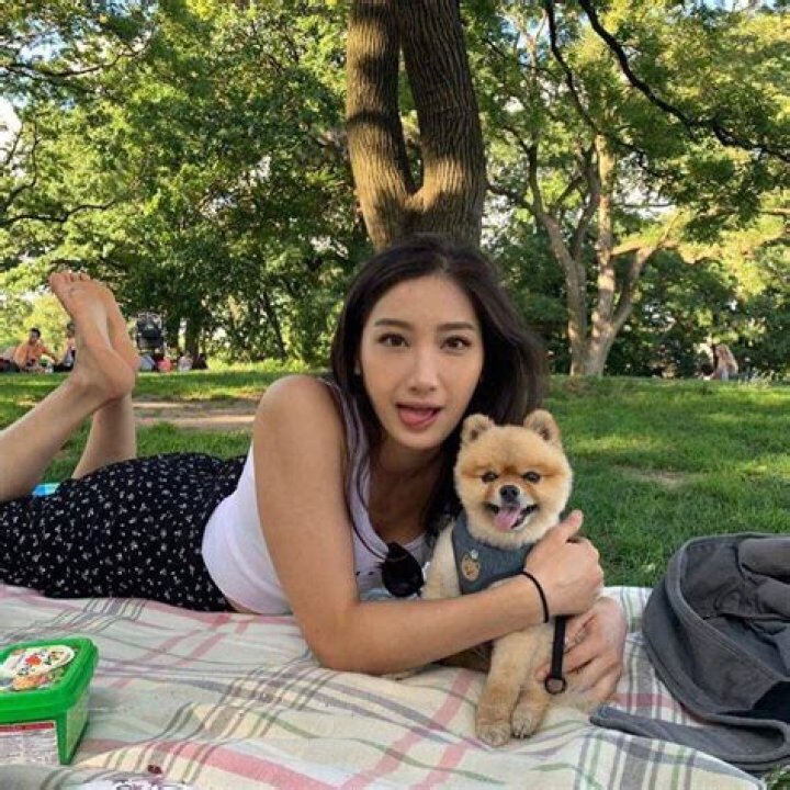 Sam Kim (Pop Singer) - Age, Family, Bio