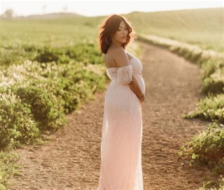 Samantha Irvin Ethnicity: Is She Afro-American: Family Origin And Religion