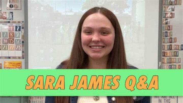 Sara James (TikTok Star) - Age, Family, Bio
