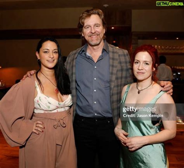 Sara Tomko - Age, Family, Bio